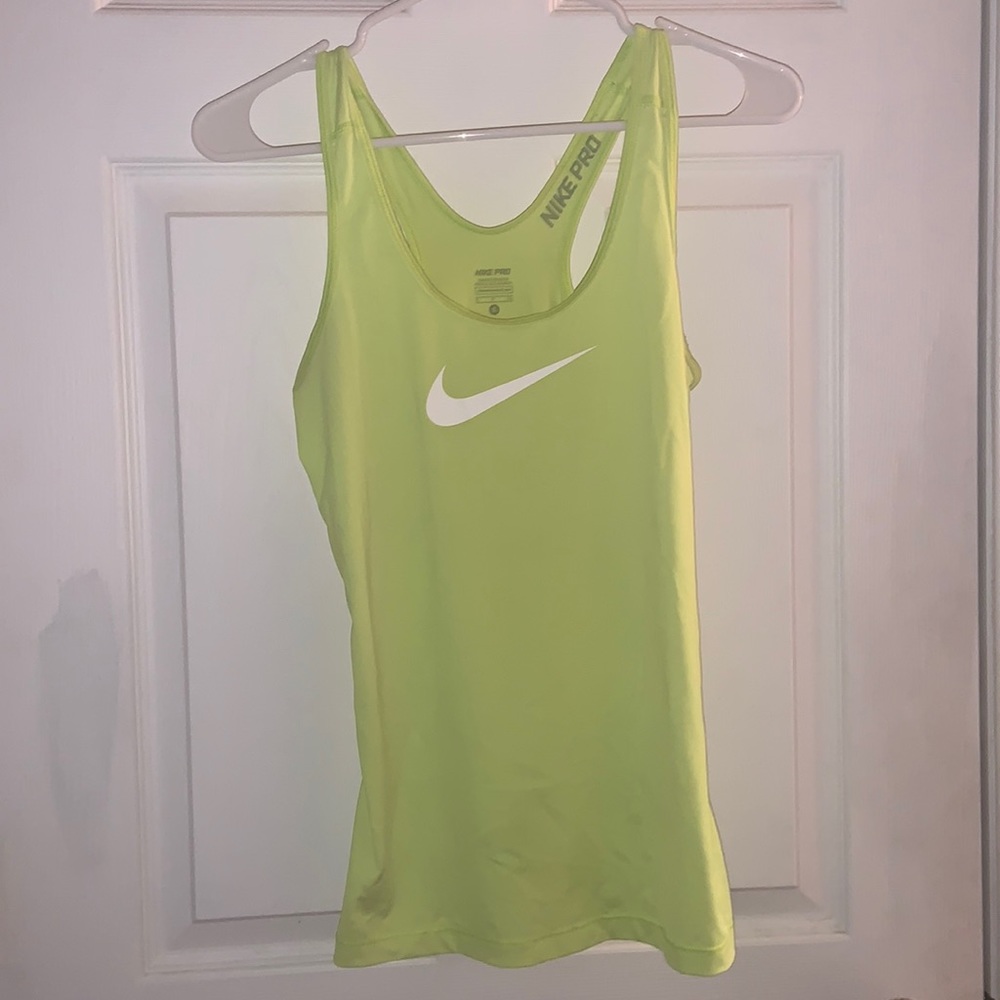 Nike Pro - neon tank